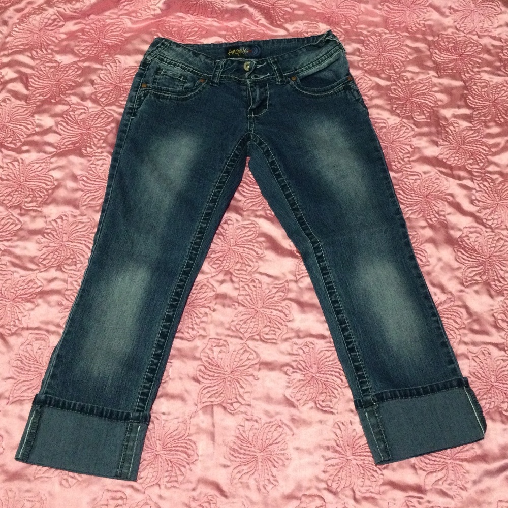 Angels: Cropped Jeans :Size: 5